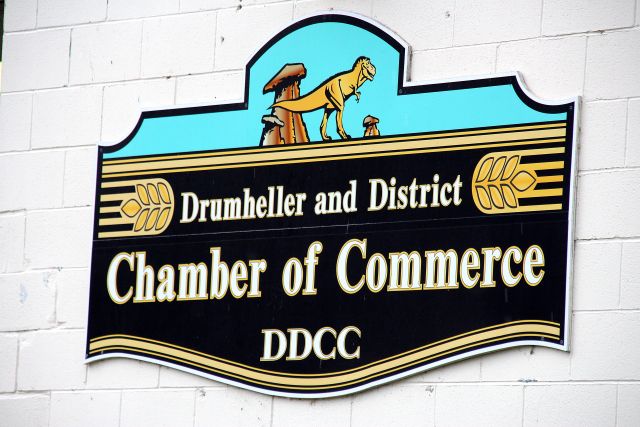 chamber commerce sign