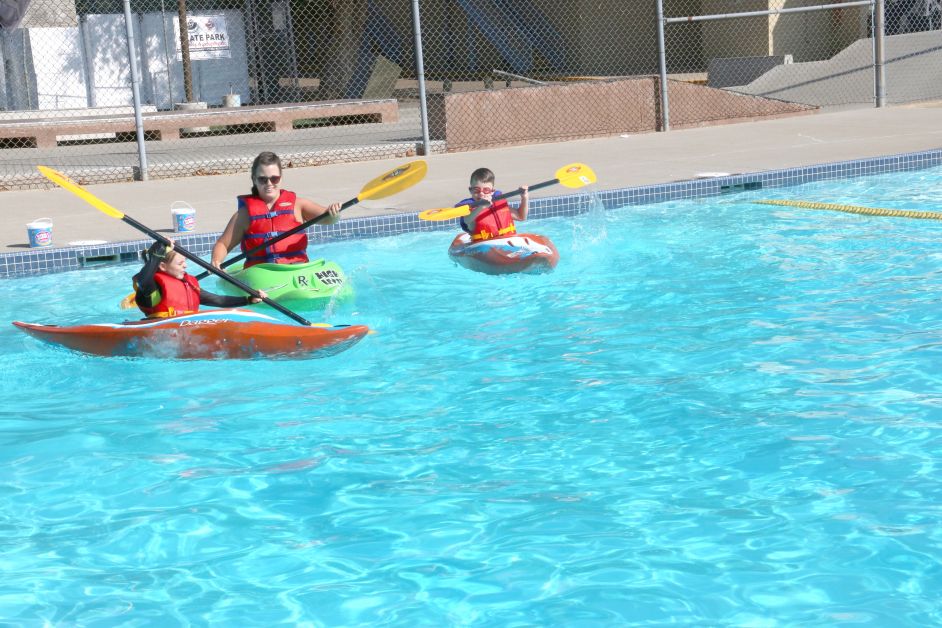 Kayak lessons at the aquaplex