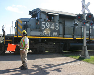 CN-work-train-in-drum-may-20-2014