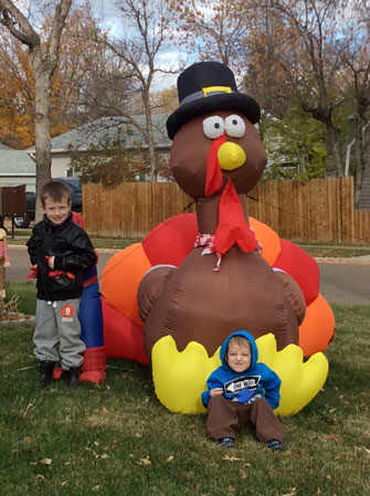 luke-and-jackson-tabert-w-inflate-turkey