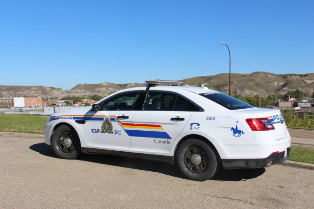 Drumheller RCMP lay charges in counterfeit currency investigations - DrumhellerMail