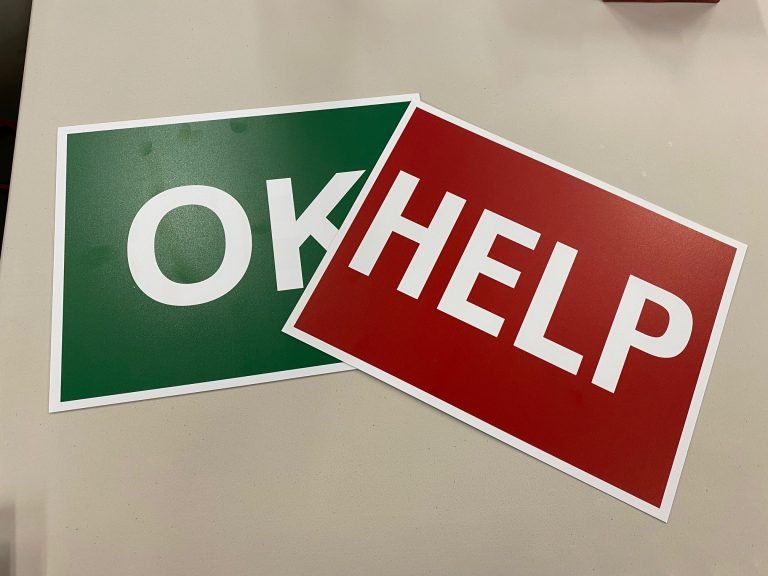 Help and Ok signs 768x576